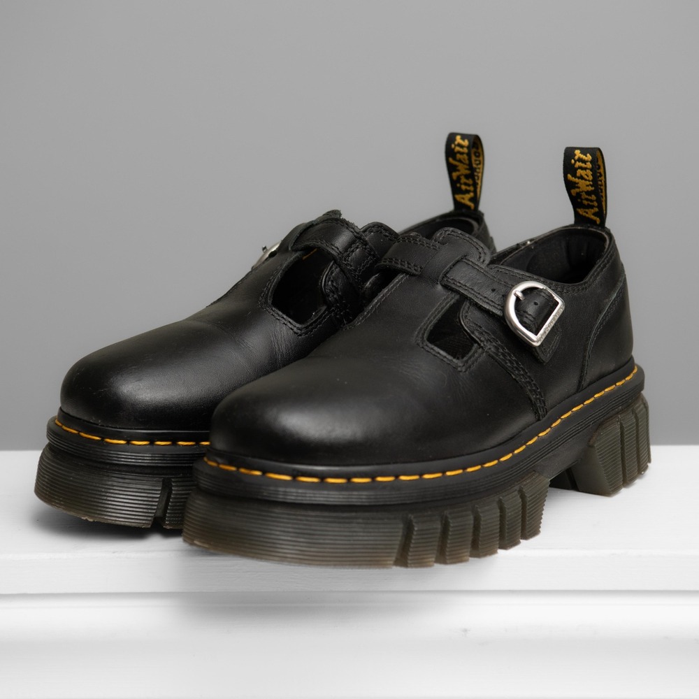 Dr. Martens Sz 9 Mary Jane Shoes Audrick Chunky Platform Y2K Grunge Goth Edgy